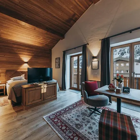Lejlighedshotel Anna Maria 4*